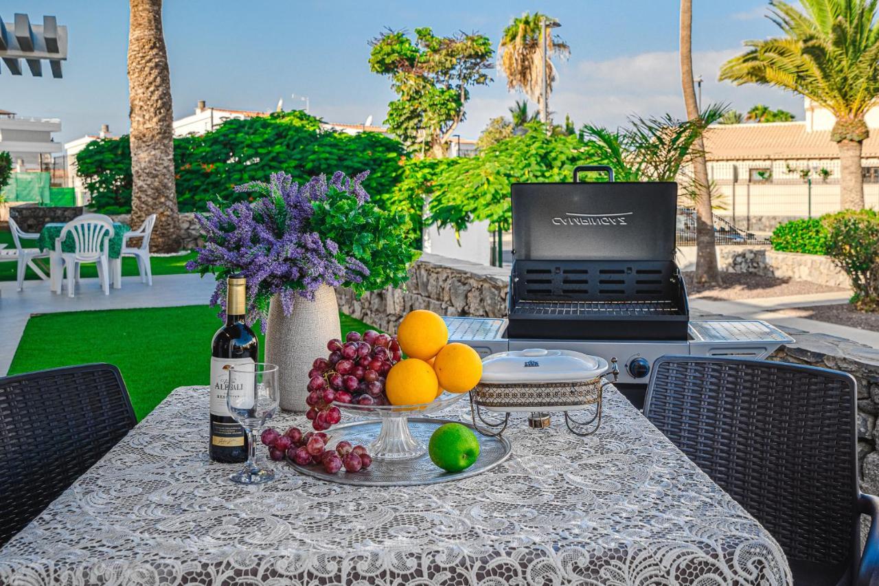 -2 Minute From The Beach. Apartamento Playa de las Americas (Tenerife)